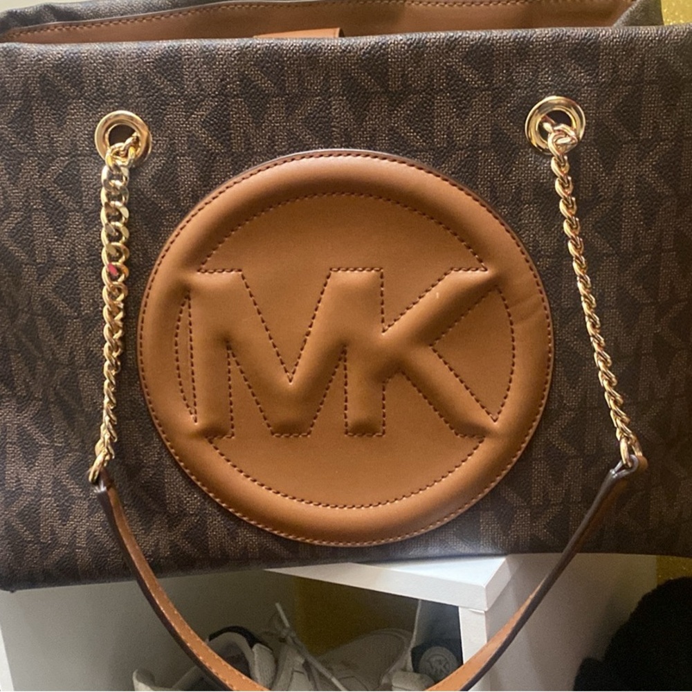 Michael Kors Brynn Tote Large